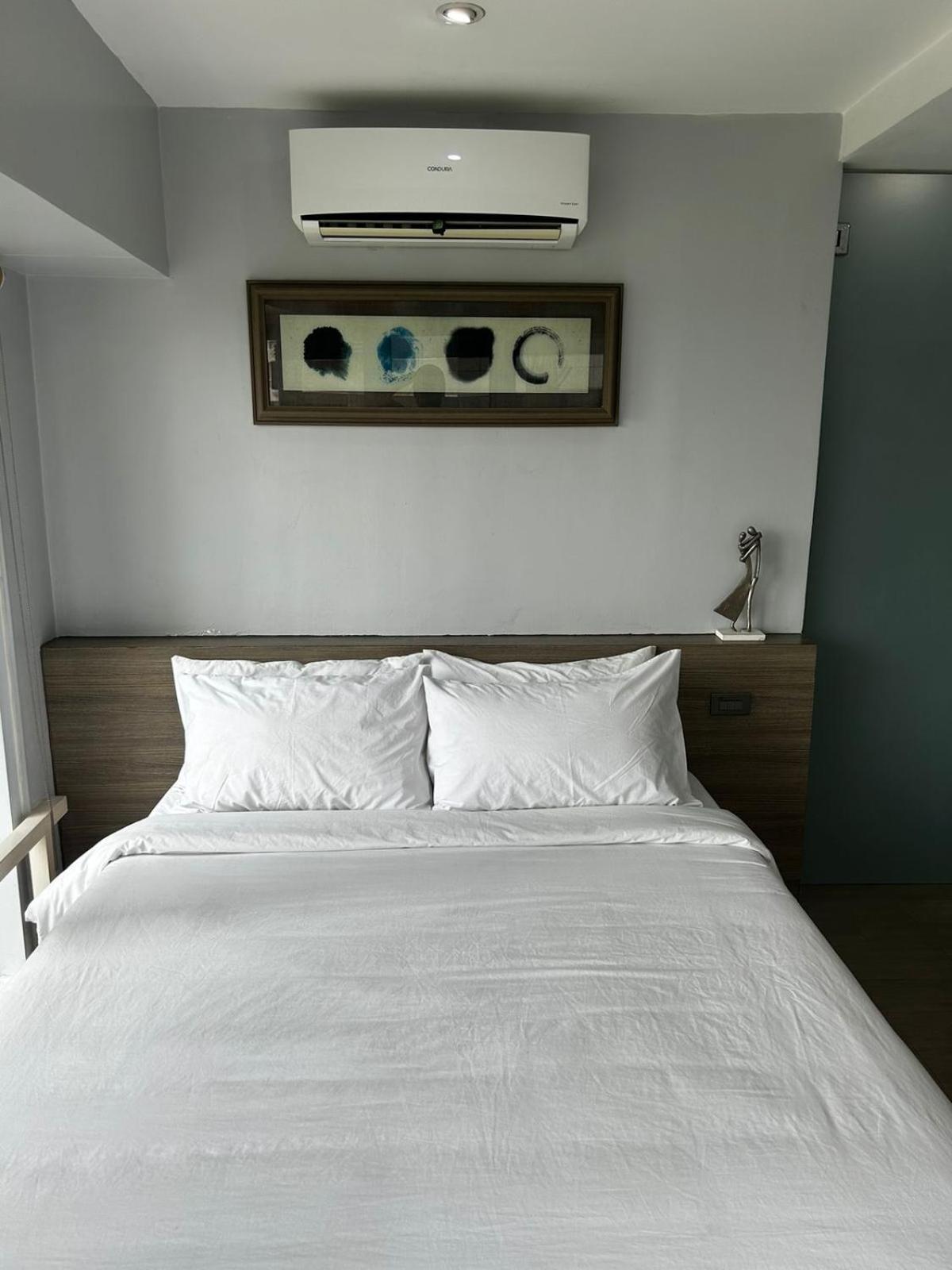 Oasis Regency @ Fort Victoria Bgc Taguig Exterior foto